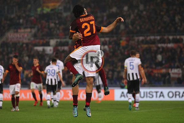 abbraccio gervinho manolas lr24