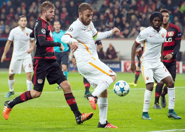 Bayer Leverkusen vs AS Roma de rossi