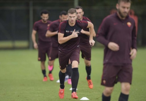 dzeko allenamento trigoria