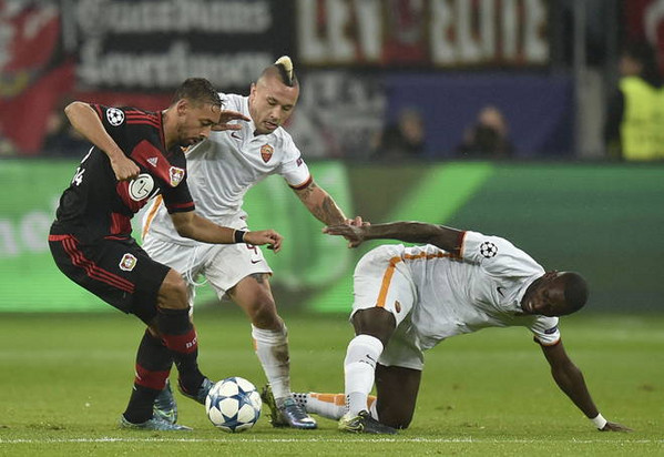 nainggolan rudiger azione bayer roma