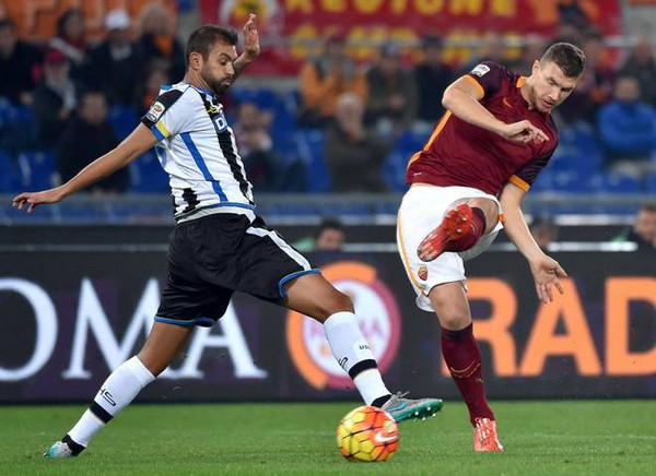 roma udinese dzeko tiro