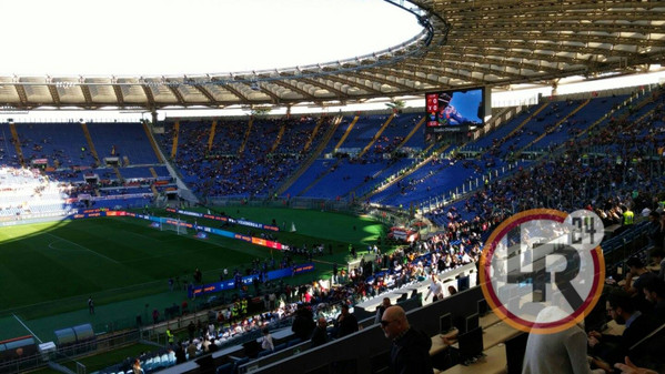 CURVA SUD VUOTA