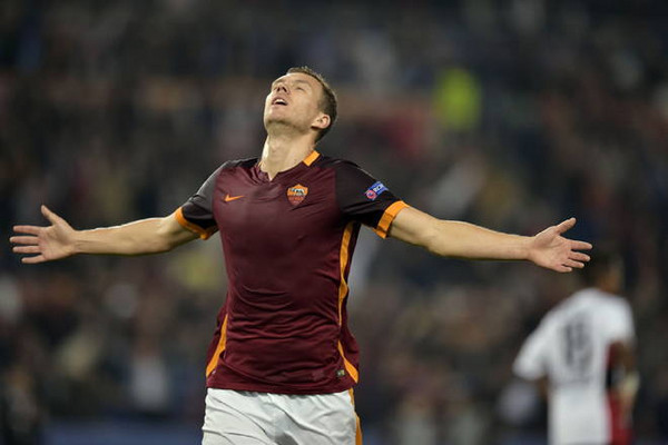 roma bayer leverkusen dzeko esultanza (2)