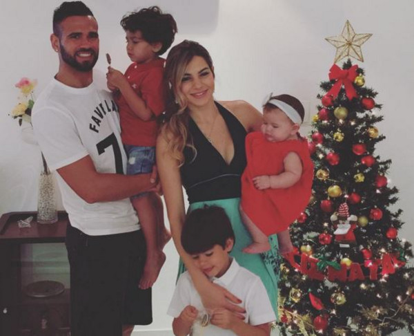 castan famiglia natale instagram