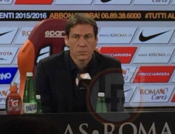 garcia sguardo serio dritto conf stampa pre torino 4.12.15