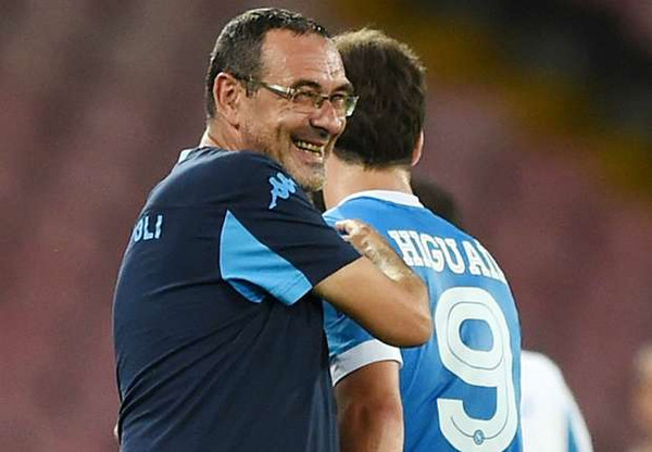 maurizio-sarri-gonzalo-higuain-napoli-serie-a-italy_bz1wg99i7wwg1ws3wejilud8v