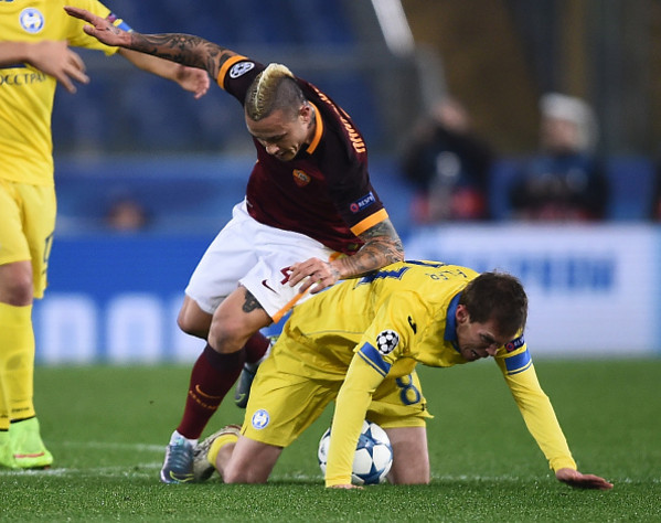 nainggolan-contrasto-roma-bate