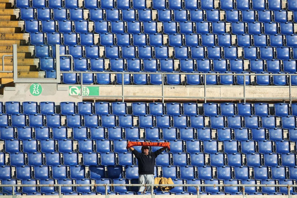 tifoso solitario roma spezia