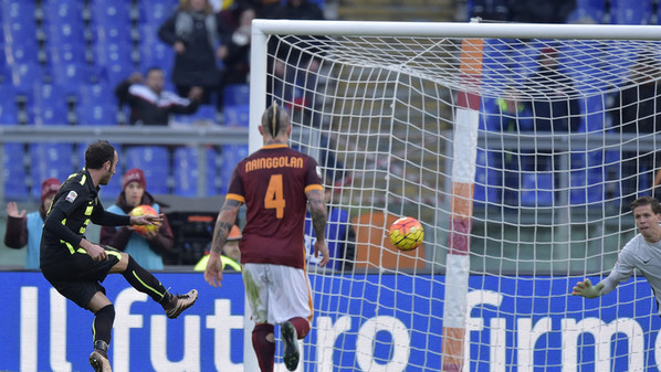 pazzini rigore roma verona