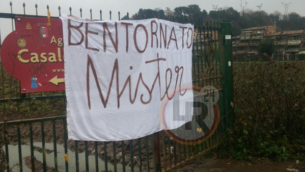 striscione per spalletti bentornato mister lr24