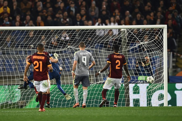 gol-ronaldo-roma-real.