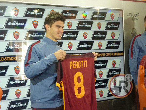 perotti maglia numero 8 presentazione