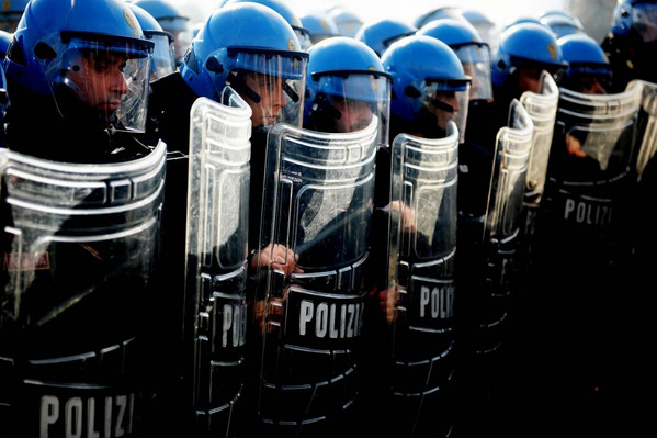 Chianocco, scontri tra Polizia e Attivisti NoTav