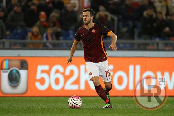 ROMA FIORENTINA PJANIC 04.03.2015 MANCINI