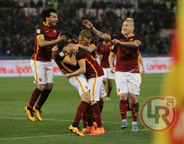 Abbraccio El Shaarawy Roma-Fiorentina 04.03.16