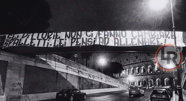 striscione tifosi rispondono a spalletti lr24