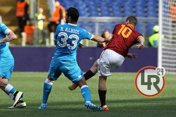 Totti Albiol Roma-Napoli 25.04.2016 Foto Gino