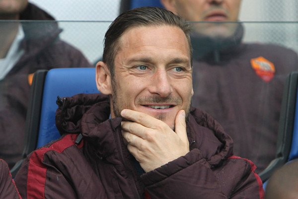 totti-sorride-panchina