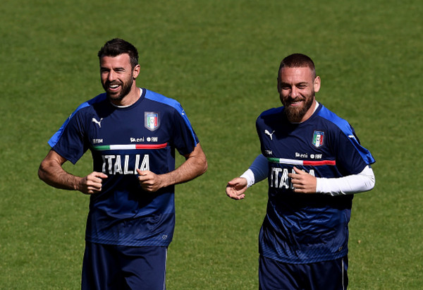 de-rossi-barzagli-allenamento-italia