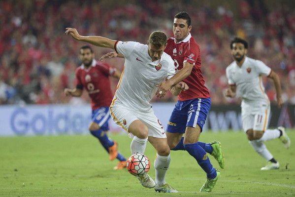 dzeko azione al ahly roma