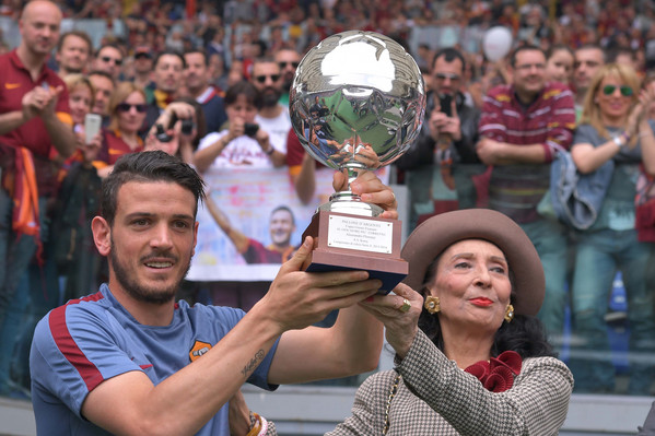 florenzi-premiato-pallone-argento