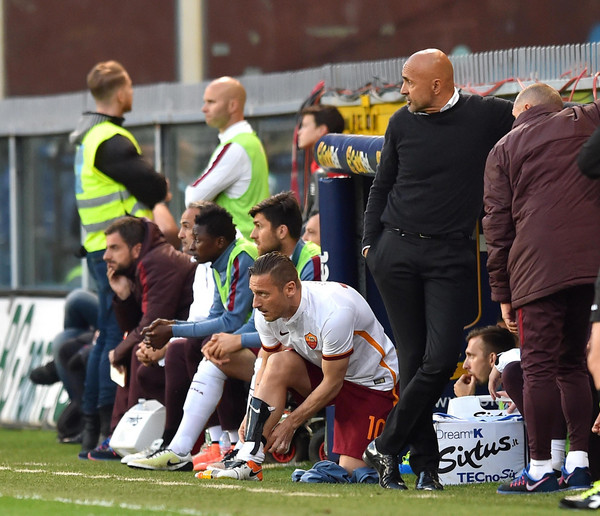 totti-spalletti-panchina-genoa-roma