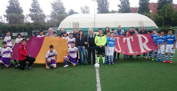 trofeo dino e flora viola