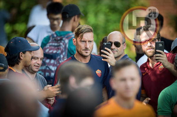 TOURNEE USA, TOTTI E TIFOSI GETTY