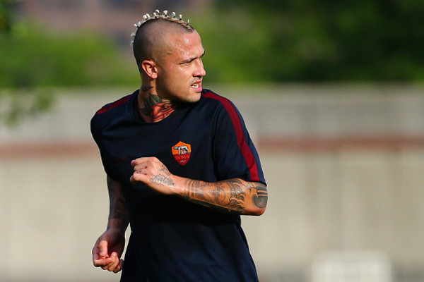 : nainggolan-boston-allenamento-mezza-figura