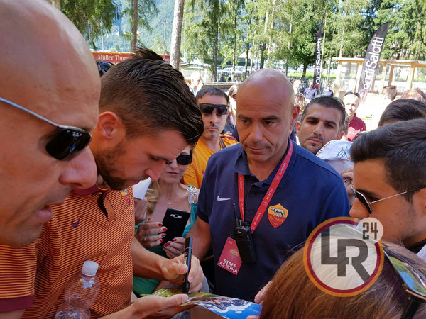 strootman autografi lr24