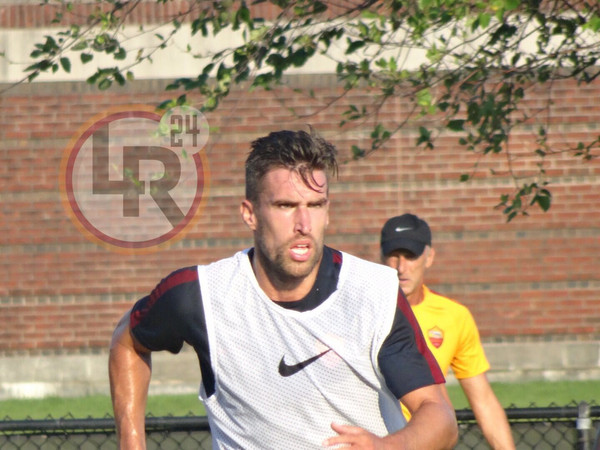 strootman mezzo busto boston