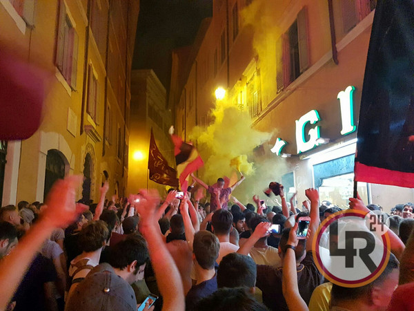 tifosi roma via uffici vicario