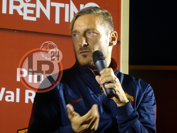 totti parla pinzolo