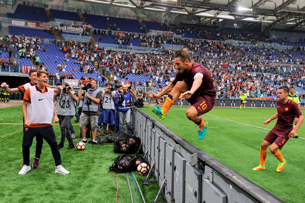 totti scavalca tabelloni