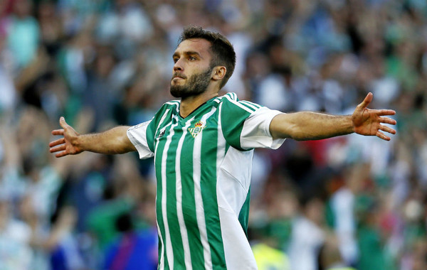 pezzella betis