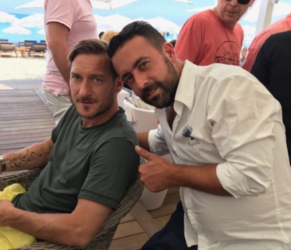 totti saint tropez foto instagram