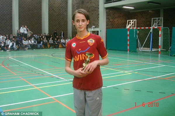 januzaj maglia della roma