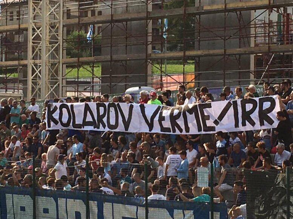 striscione contro kolarov