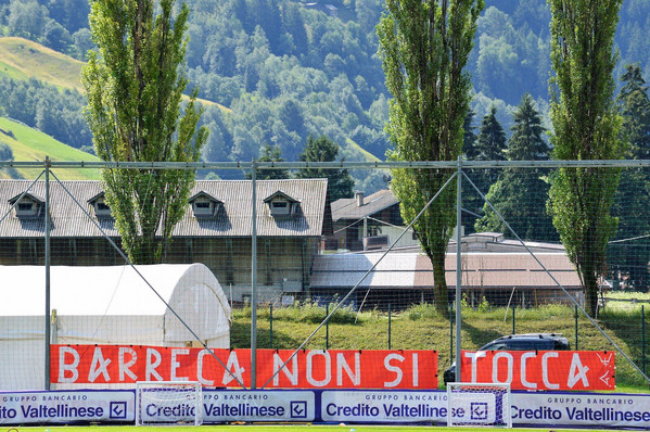 striscione toro barreca non si tocca