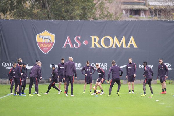 AS Roma, l'allenamento prima della partenza per Udine