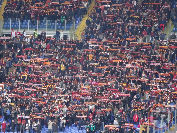 sciarpata curva sud