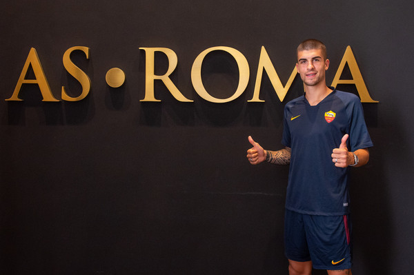 AS Roma, Gianluca Mancini firma il contratto con l' AS Roma