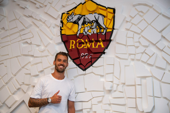 Leonardo Spinazzola è un nuovo giocatore dell' AS RomaLeonardo Spinazzola è un nuovo giocatore dell' AS Roma
