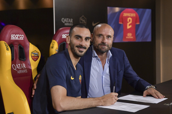 Davide Zappacosta è un nuovo giocatore dell'AS RomaDavide Zappacosta è un nuovo giocatore dell'AS Roma