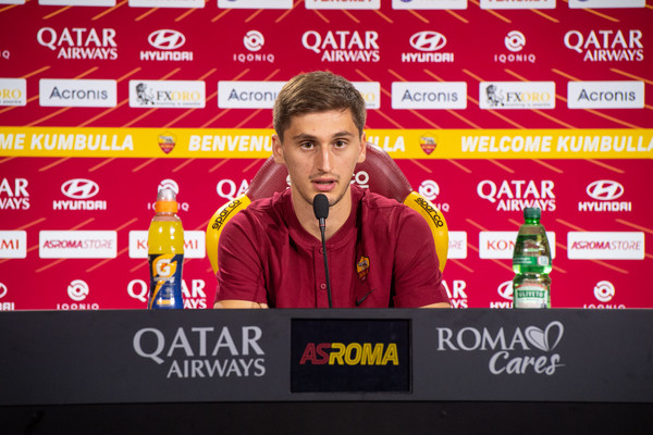 AS Roma, conferenza stampa di presentazione del calciatore Maresh Kumbulla