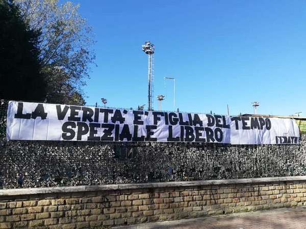 Striscione Speziale libero