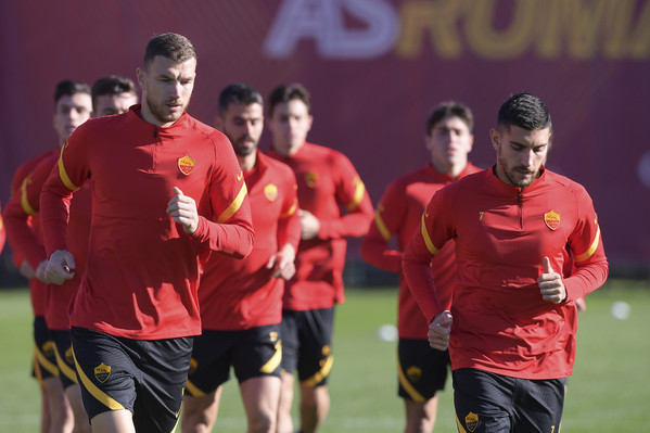 L'AS Roma in allenamento a TrigoriaL'AS Roma in allenamento a Trigoria