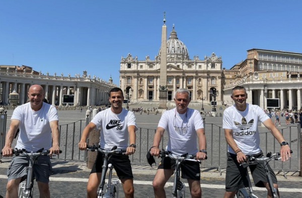 Mourinho e staff