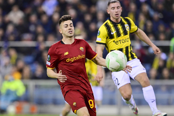 Vitesse v AS Roma: Round of 16 Leg One - UEFA Europa Conference League