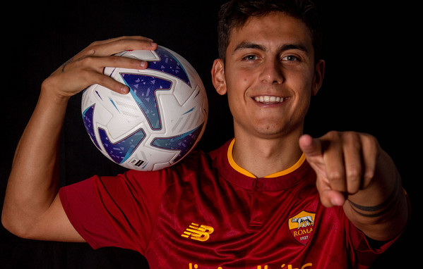 AS Roma Unveil New Signing Paulo Dybala